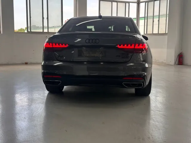 Audi A4L — Фото автомобиля 8
