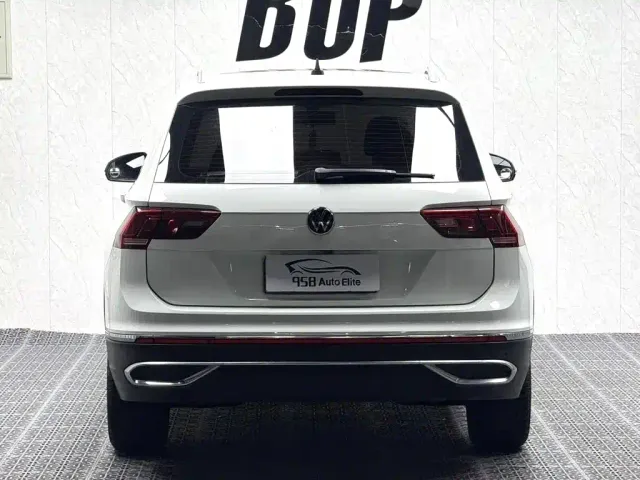 Volkswagen Tiguan L — Фото автомобиля 12