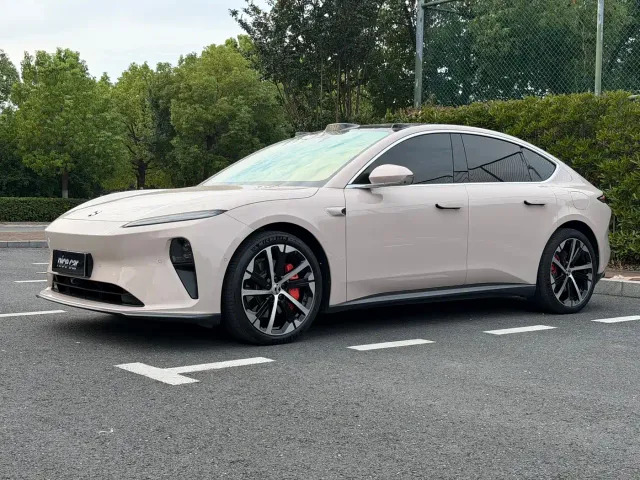 Фотография автомобиля — Nio ET5