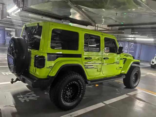 Jeep Wrangler — Фото автомобиля 2