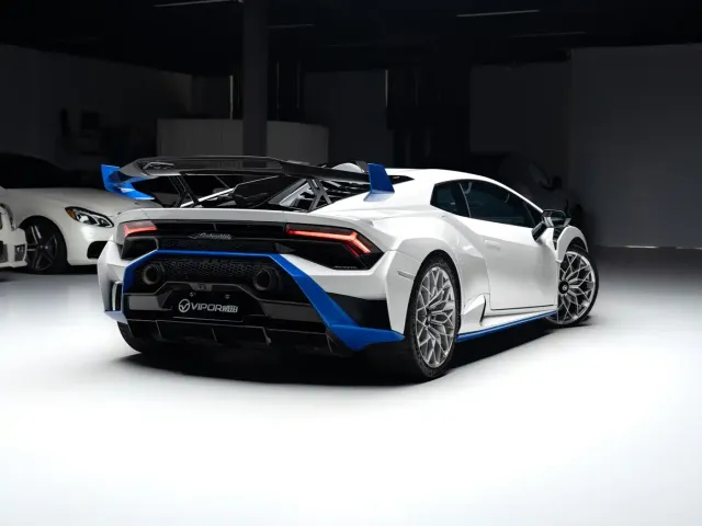 Lamborghini Huracan — Фото автомобиля 3