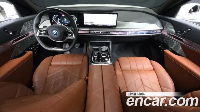 BMW 7-Series 7 серия (G70) — Фото автомобиля 7