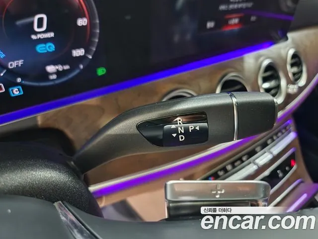 Mercedes-Benz E-Class W213 — Фото автомобиля 9