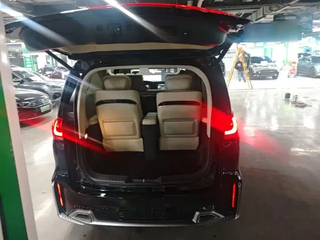GAC Trumpchi M8 — Фото автомобиля 18