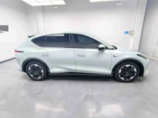 IM Motors LS7 — Фото автомобиля 4