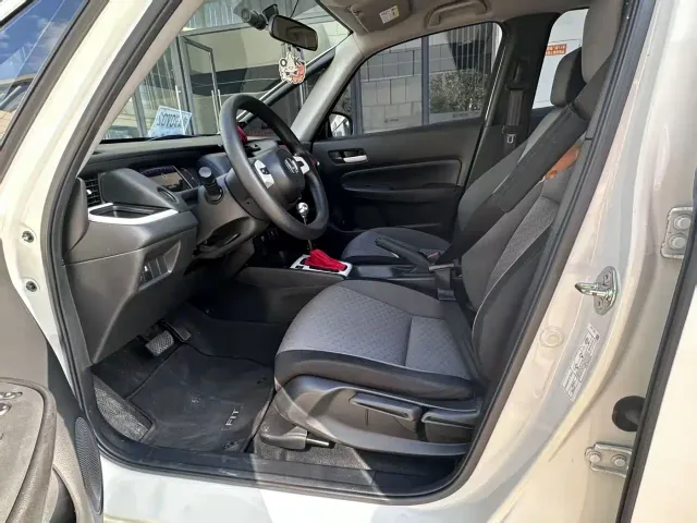 Honda Fit — Фото автомобиля 6