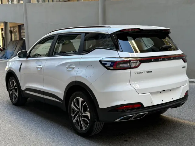 Chery Tiggo 7 PLUS — Фото автомобиля 6