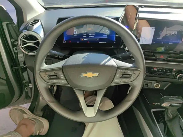 Chevrolet Monza — Фото автомобиля 10