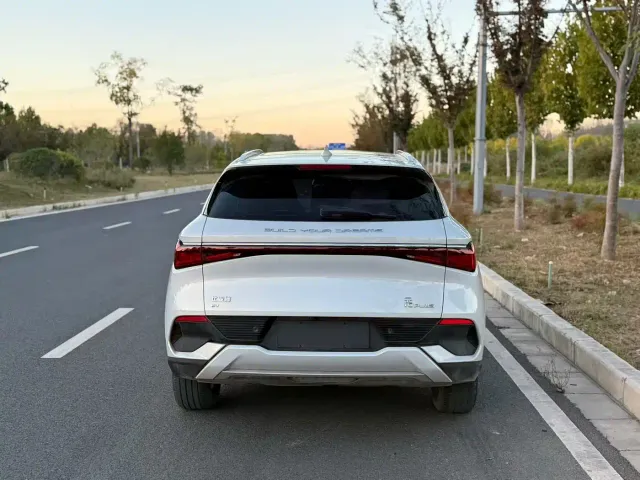 BYD Yuan PLUS — Фото автомобиля 8