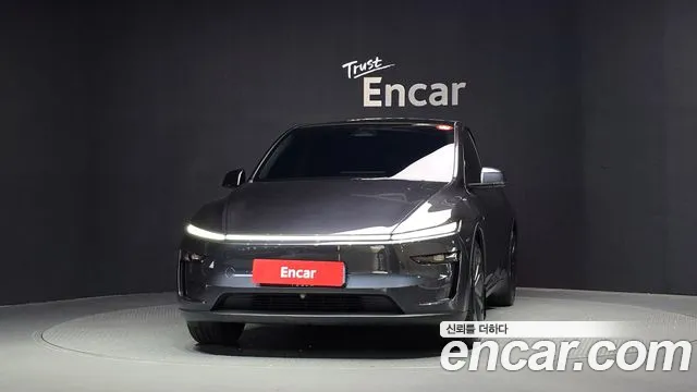 Tesla Model Y — Фото автомобиля 3