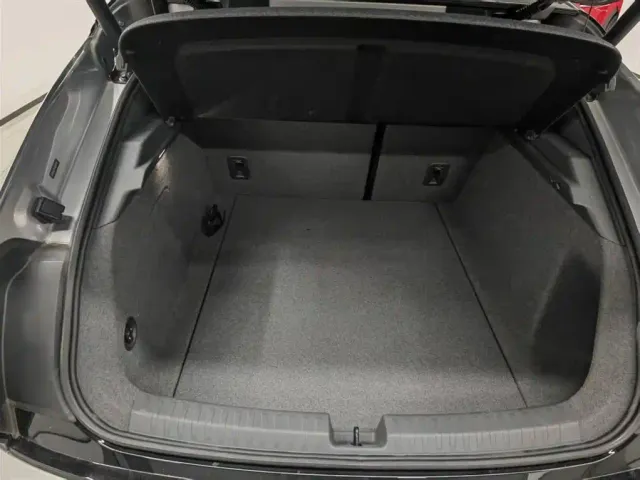 Audi E5 Sportback — Фото автомобиля 17