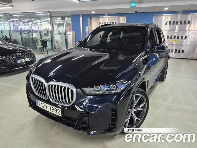 BMW X5 xDrive 40i M Sport — Фото автомобиля 3