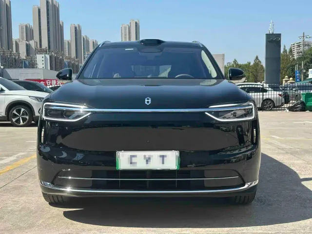 Aito M7 — Фото автомобиля 2