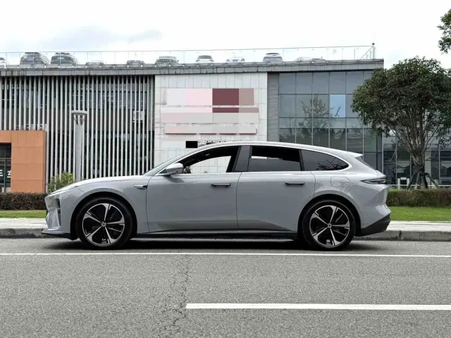NIO NIO ET5T 2024 75kWh Touring — Фото автомобиля 6