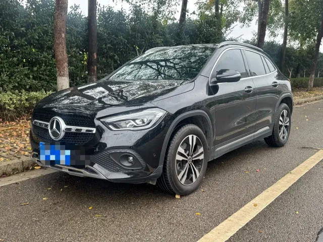 Фотография автомобиля — Mercedes-Benz GLA-Class