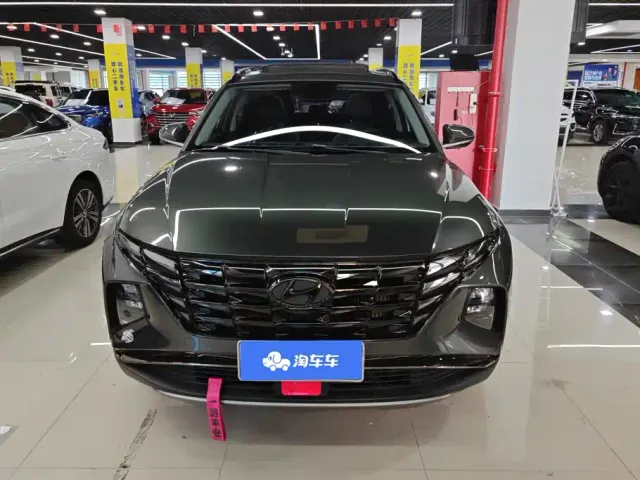 Hyundai Tucson — Фото автомобиля 2