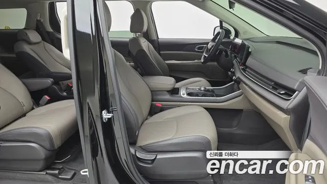 Kia Carnival 4th Gen — Фото автомобиля 11