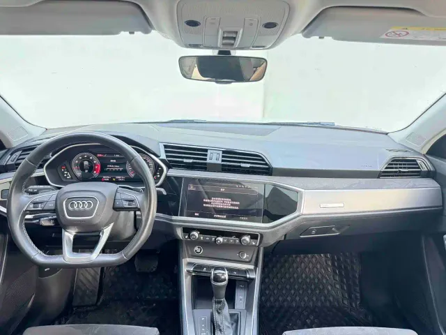 Audi Q3 — Фото автомобиля 13