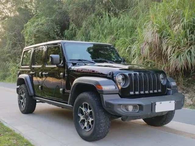 Jeep Wrangler — Фото автомобиля 3