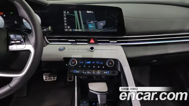 Hyundai AVANTE Avante (CN7) — Фото автомобиля 16