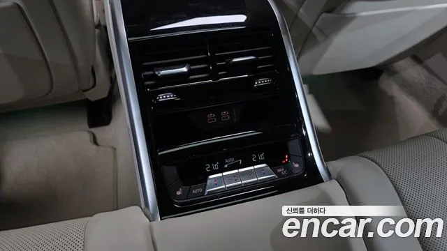 BMW 8 Series G15 — Фото автомобиля 17