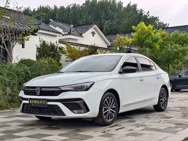 Фотография автомобиля — Roewe i5