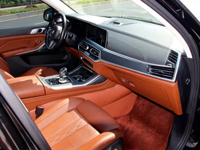 BMW X7 — Фото автомобиля 18