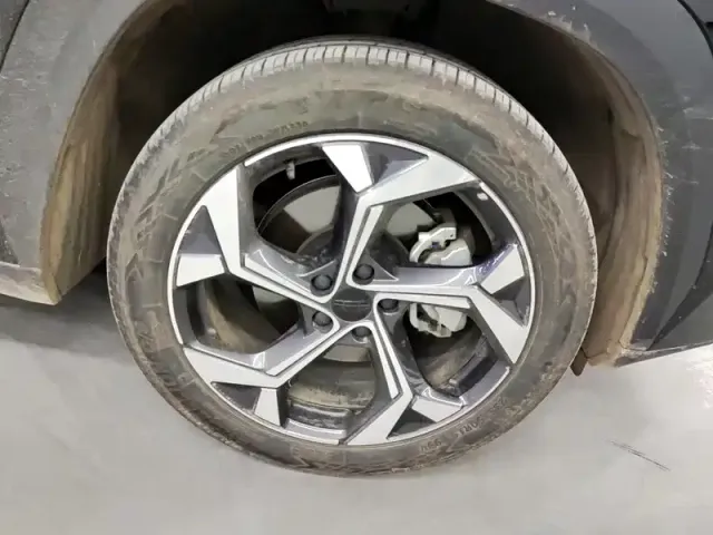 Geely Boyue — Фото автомобиля 6