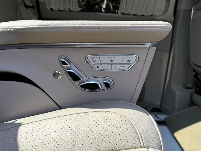 Mercedes-Benz V-Class — Фото автомобиля 16