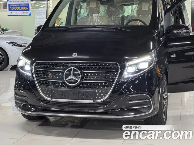 Mercedes-Benz V-Class — Фото автомобиля 17