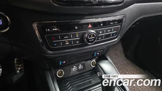 KG_Mobility_Ssangyong Rexton Новый Rexton Sport Дизель 2.2 4WD — Фото автомобиля 15