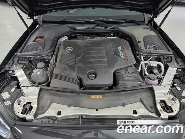 Mercedes-Benz E-Class — Фото автомобиля 6