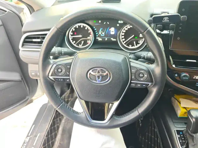 Toyota Camry — Фото автомобиля 15