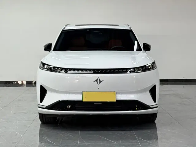 Dongfeng eπ 008 — Фото автомобиля 6