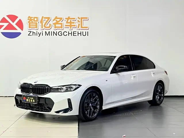 Фотография автомобиля — BMW 3 Series