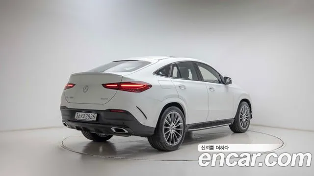 Mercedes-Benz GLE-Class — Фото автомобиля 2