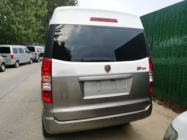 Jinbei New Hiace X30L — Фото автомобиля 5