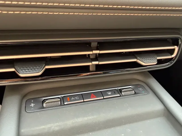 Wuling Starlight — Фото автомобиля 16
