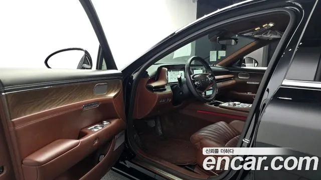 Genesis G90 Бензин 3.5 турбо AWD — Фото автомобиля 10