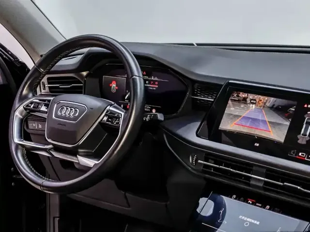 Audi Q6 — Фото автомобиля 27