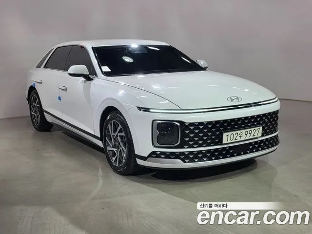 Hyundai Grandeur GN7 — Фото автомобиля 3