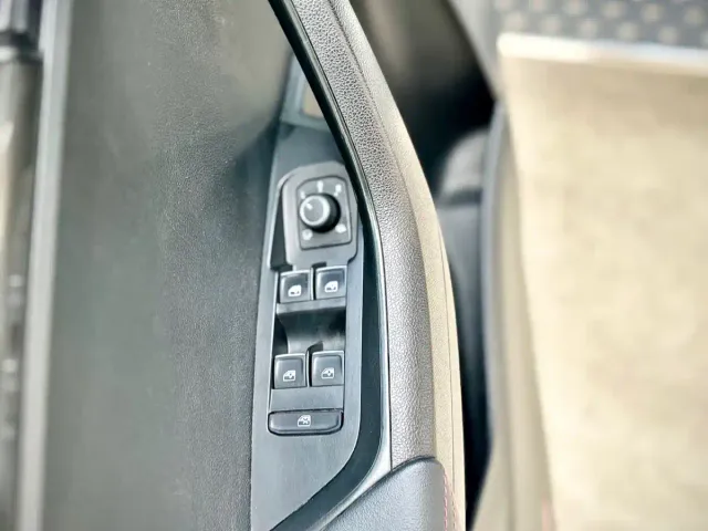Skoda Karoq — Фото автомобиля 15
