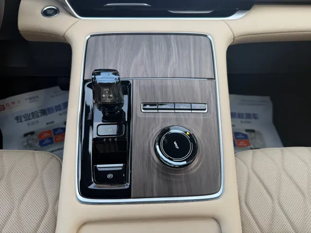 Geely Xingyue L — Фото автомобиля 7