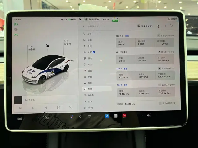 Tesla Model 3 — Фото автомобиля 18