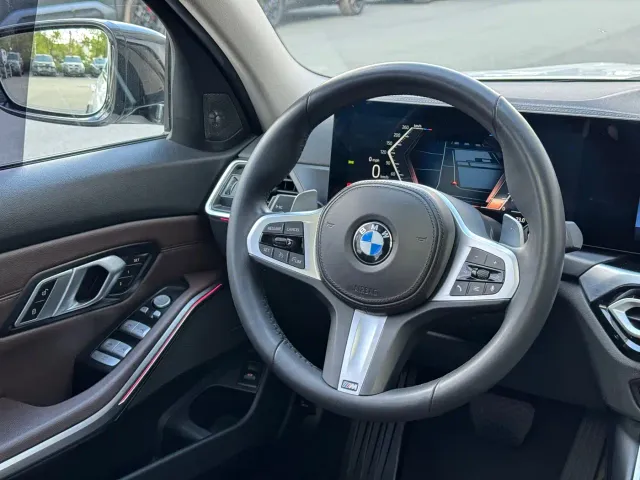 BMW 3 Series — Фото автомобиля 10
