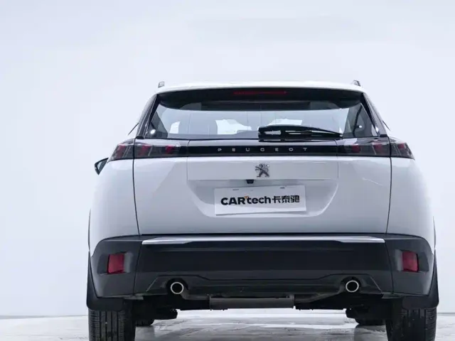 Peugeot 2008 — Фото автомобиля 4
