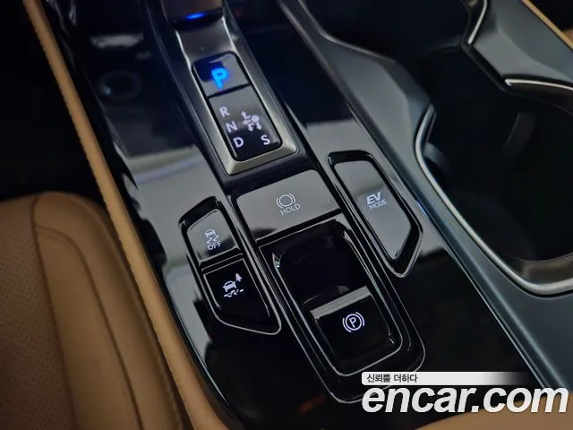 Lexus NX Generation 2 — Фото автомобиля 9