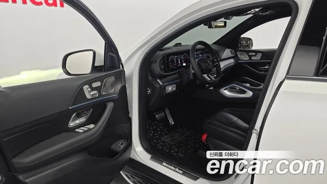 Mercedes-Benz GLE-Class — Фото автомобиля 9