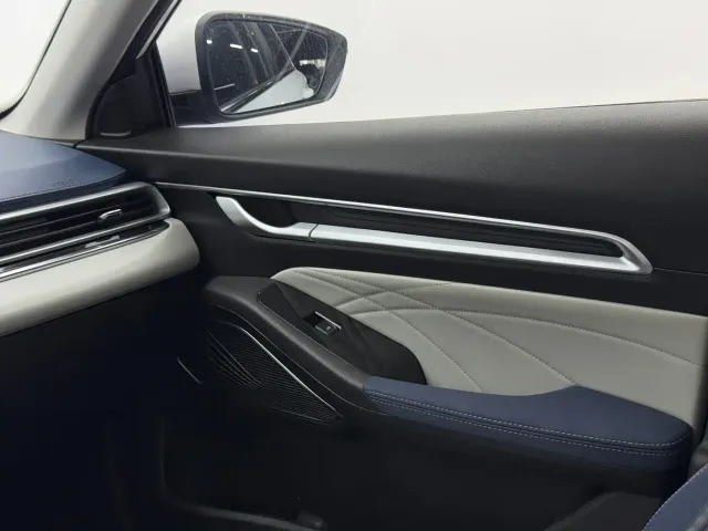 Geely Emgrand — Фото автомобиля 21