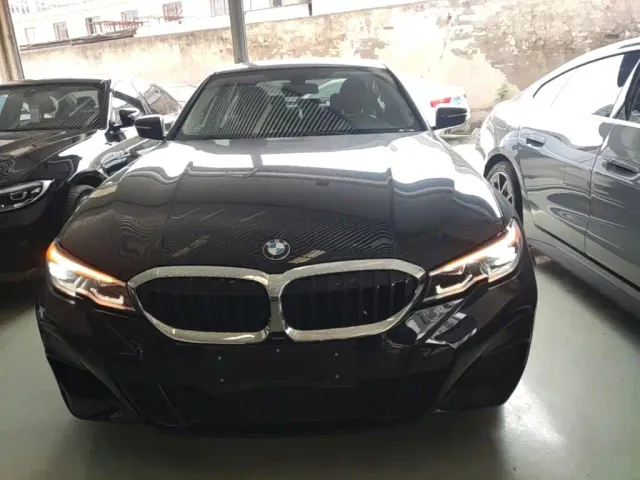 BMW 3 Series — Фото автомобиля 2